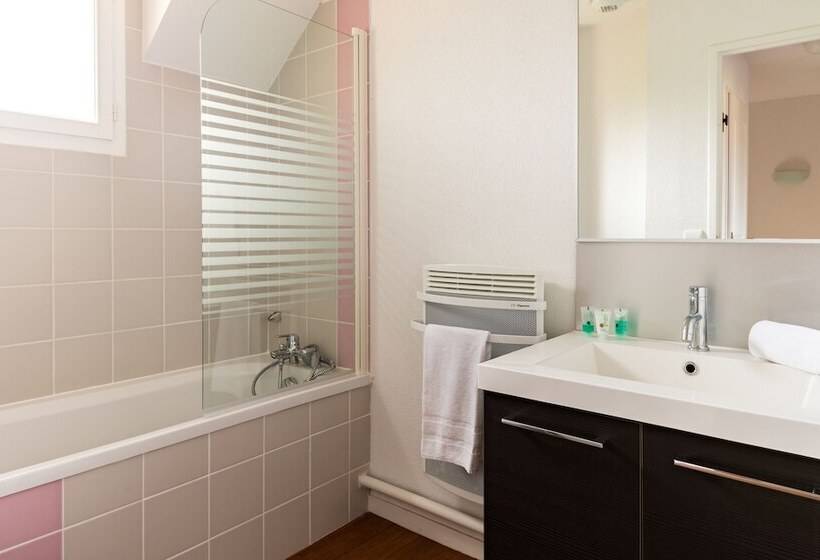 ホテル Lagrange Vacances Les Bastides De Lascaux