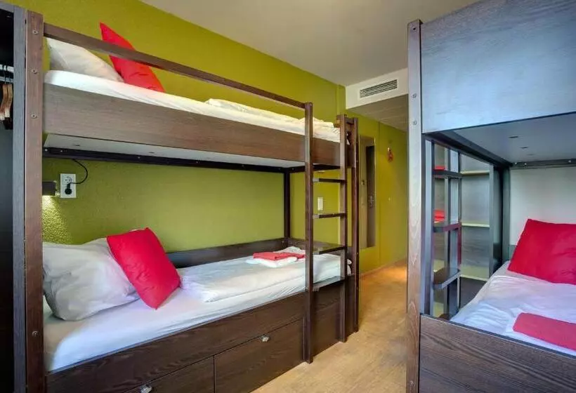 Meininger Hotel Berlin Hauptbahnhof