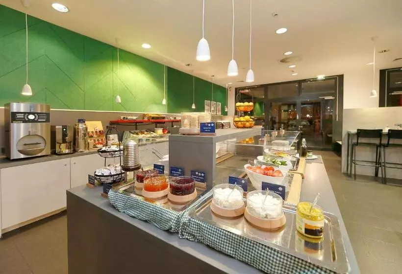 Meininger Hotel Berlin Hauptbahnhof