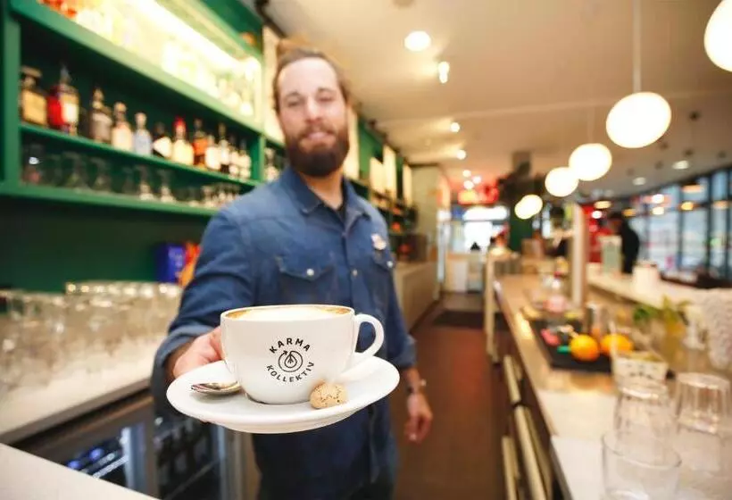 Meininger Hotel Berlin Hauptbahnhof