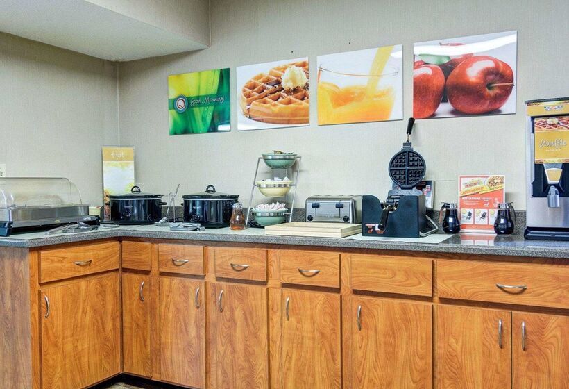 فندق Quality Inn Conway   Greenbrier