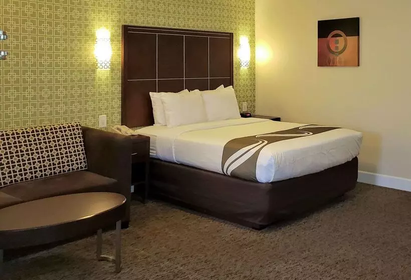 Отель Quality Inn Ontario Airport Convention Center