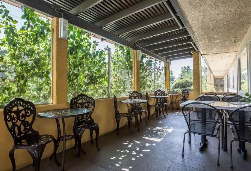 Отель Quality Inn Ontario Airport Convention Center