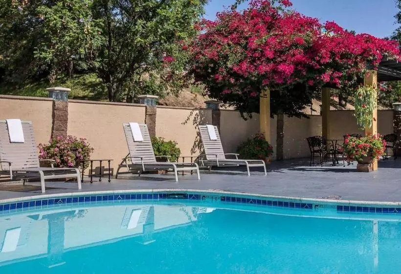 Отель Quality Inn Ontario Airport Convention Center