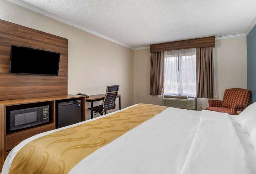 호텔 Quality Inn & Suites Ft. Jackson Maingate