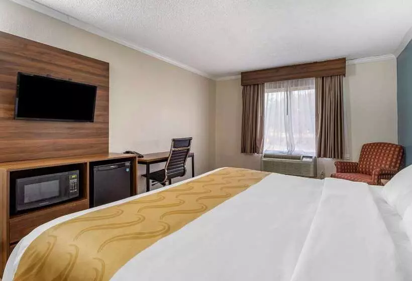 فندق Quality Inn & Suites Ft. Jackson Maingate