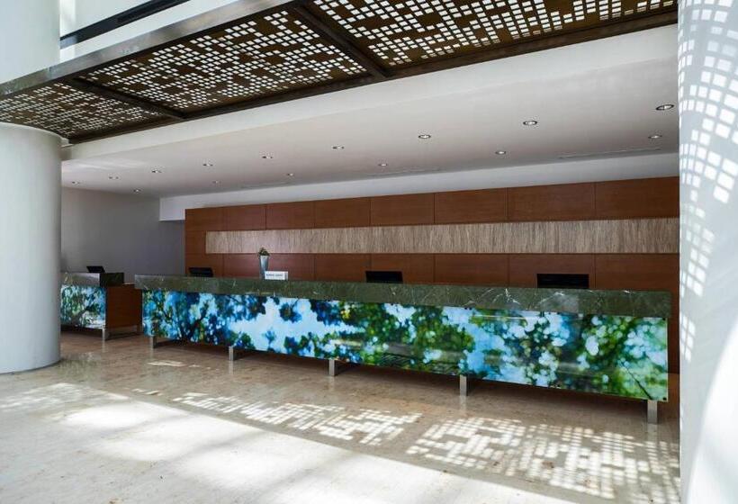 فندق Renaissance Schaumburg Convention Center