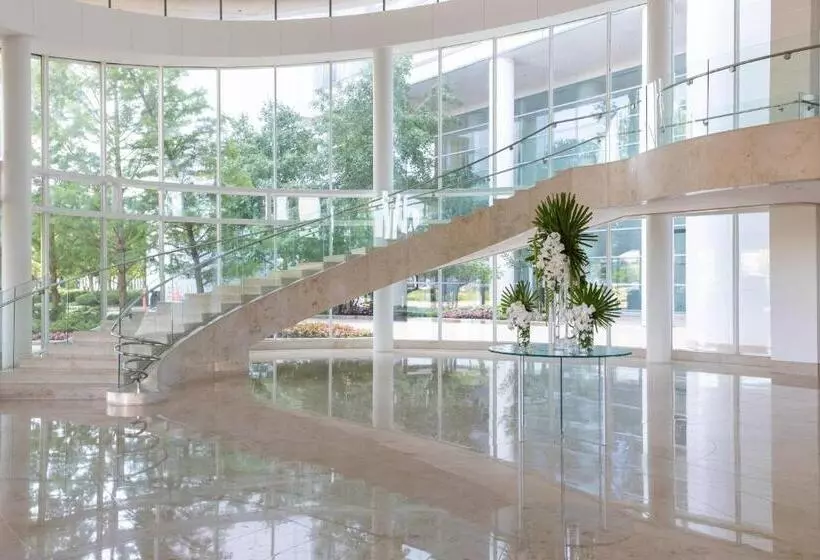 בית מלון כפרי Renaissance Schaumburg Convention Center