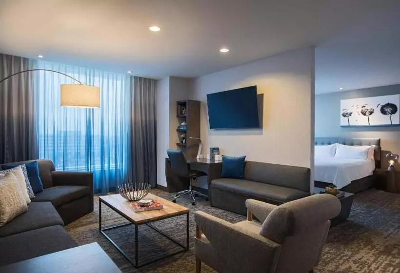 בית מלון כפרי Renaissance Schaumburg Convention Center