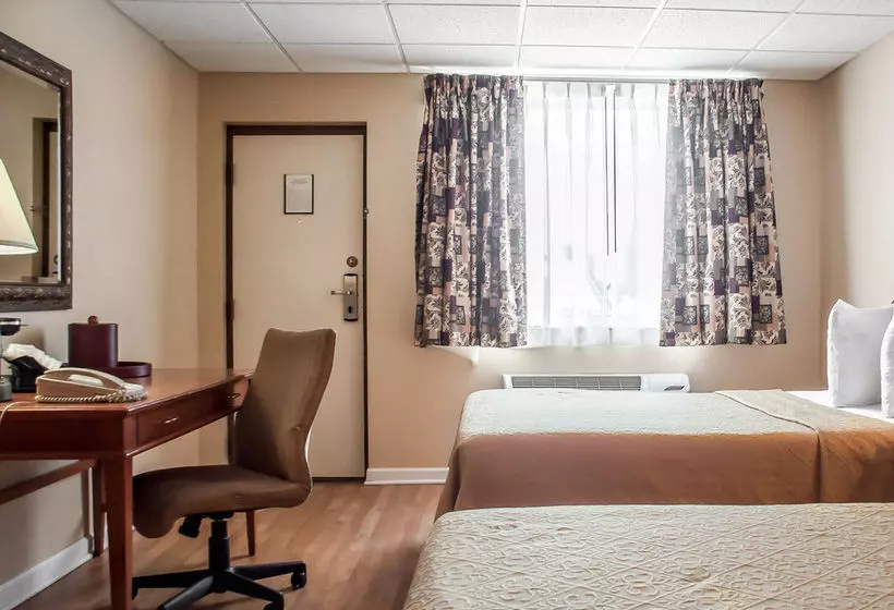 Отель Rodeway Inn Niagara Falls