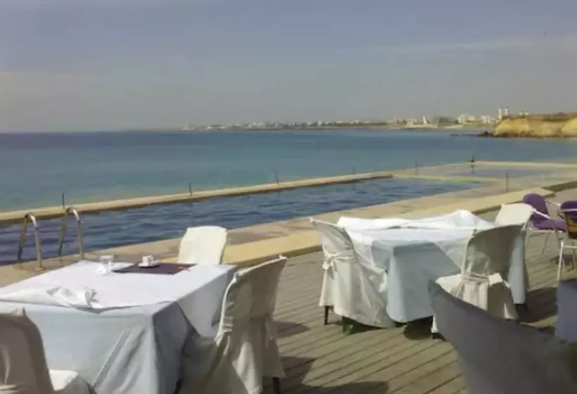 هتل Hôtel Le Sokhamon