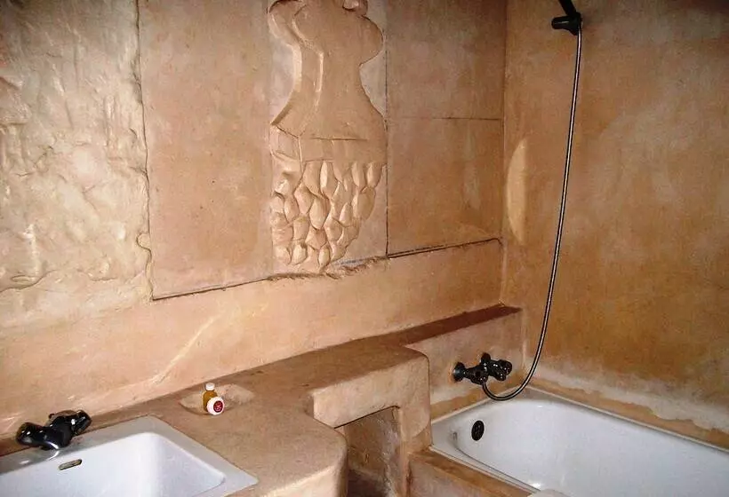 هتل Hôtel Le Sokhamon