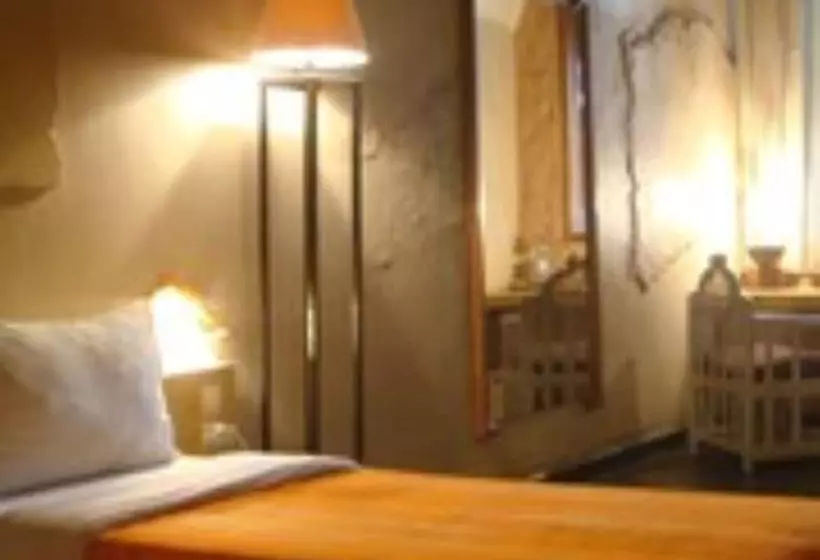 هتل Hôtel Le Sokhamon