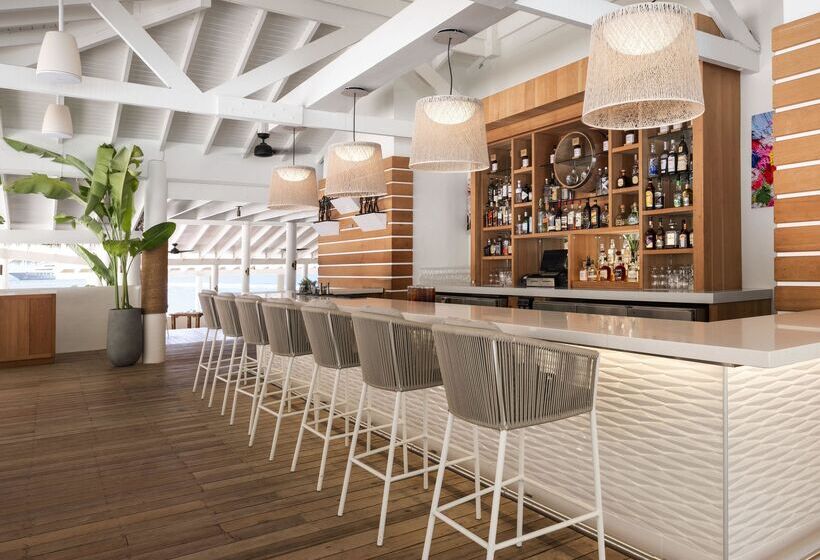 هتل Sugar Beach, A Viceroy Resort