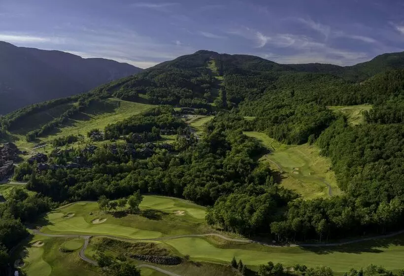 בית מלון כפרי The Lodge At Spruce Peak, A Destination By Hyatt Residence