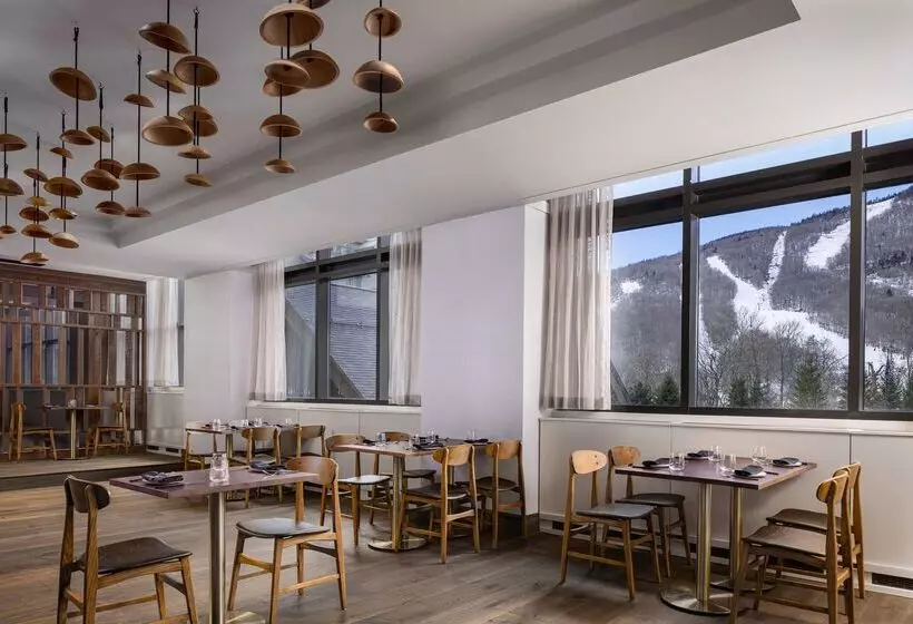 בית מלון כפרי The Lodge At Spruce Peak, A Destination By Hyatt Residence