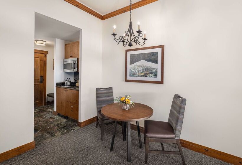 فندق The Lodge At Spruce Peak, A Destination By Hyatt Residence