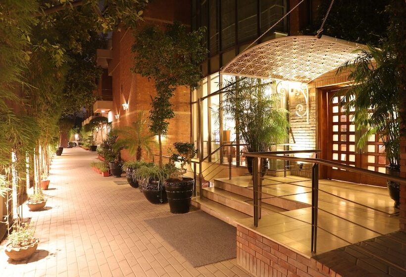 هتل The Residency