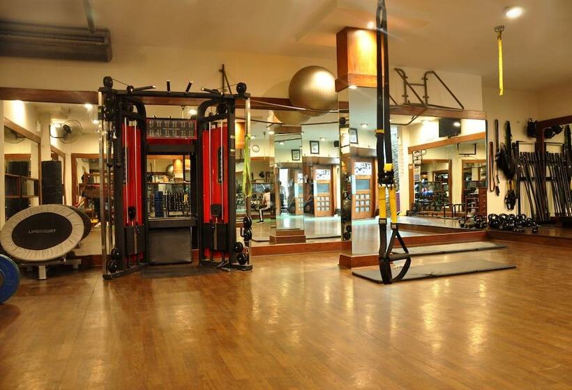 هتل The Residency