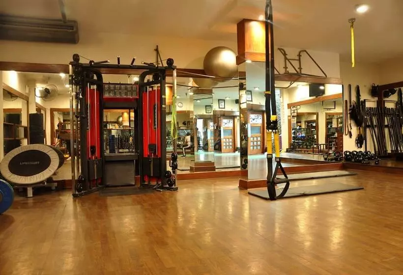 هتل The Residency