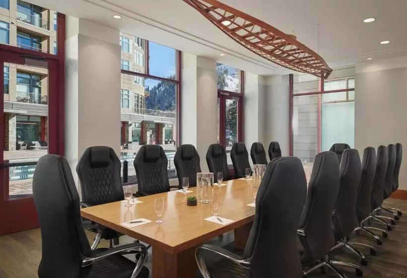 בית מלון כפרי The Westin Riverfront Resort & Spa, Avon, Vail Valley