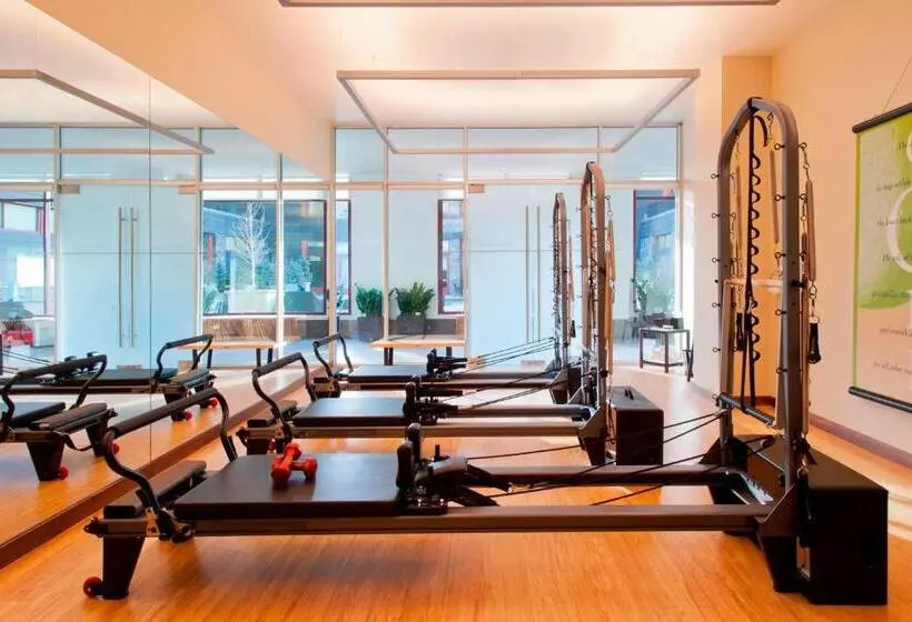 בית מלון כפרי The Westin Riverfront Resort & Spa, Avon, Vail Valley