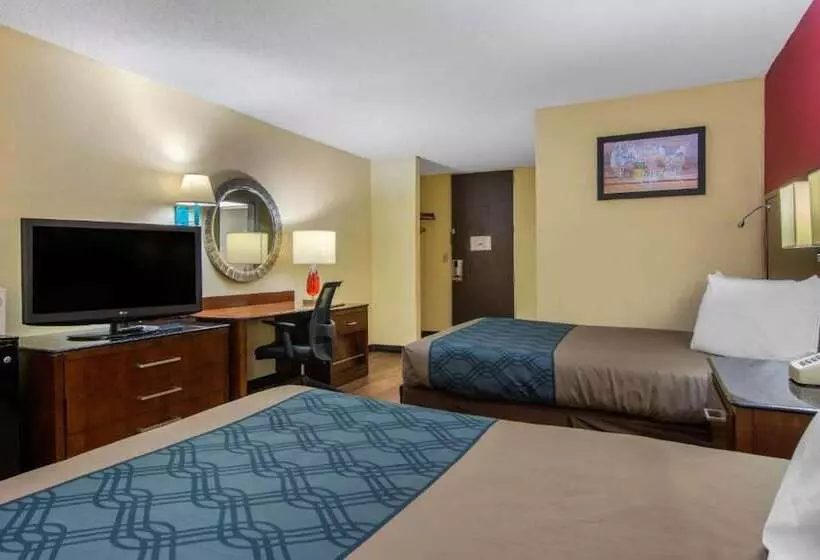 호텔 Travelodge By Wyndham Forsyth