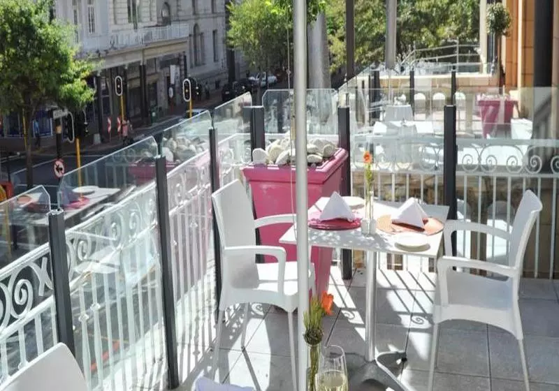 Hotel Adderley Residence