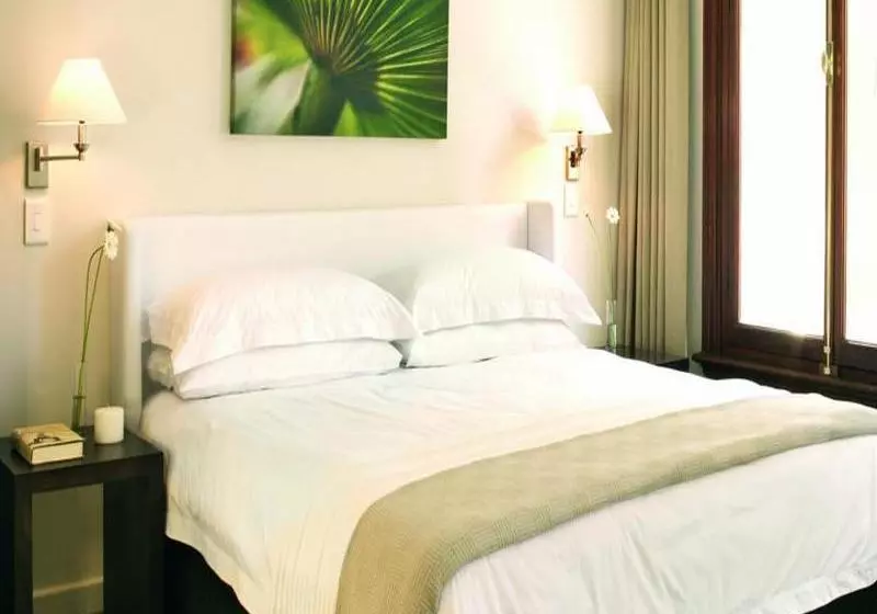 Hotel Adderley Residence