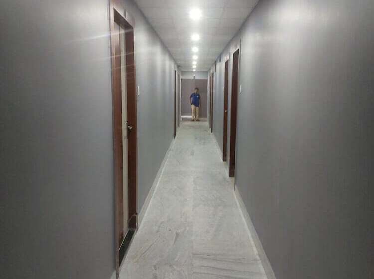 בית מלון כפרי Goroomgo Marine Blue Swimming Pool Digha