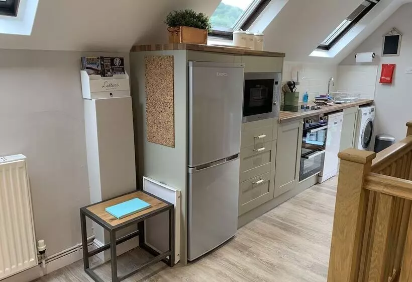 Bakers Cottage