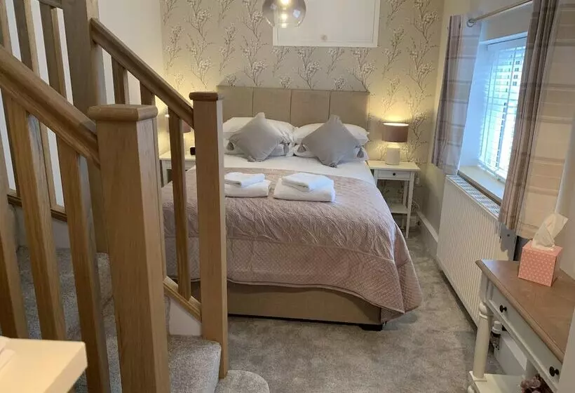 Bakers Cottage