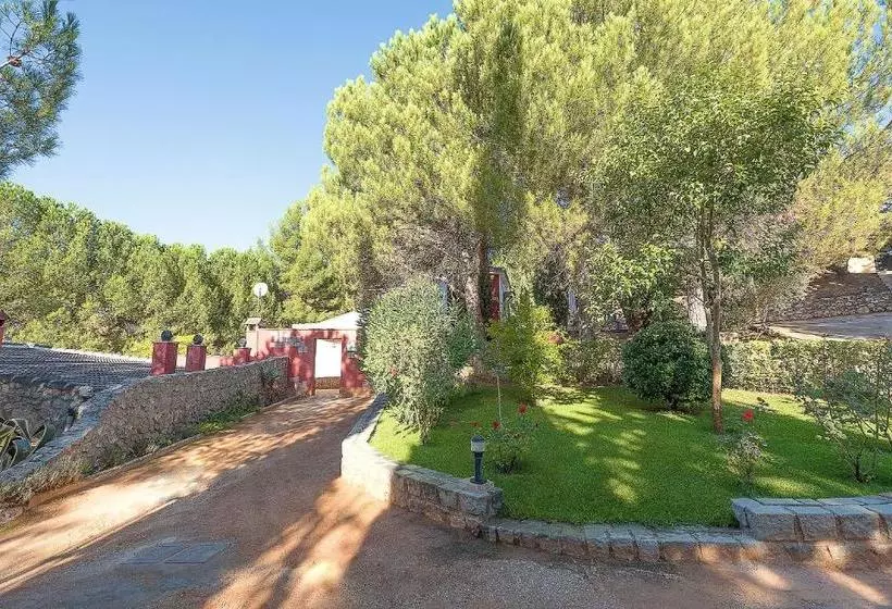 Caserio Del Colmenar