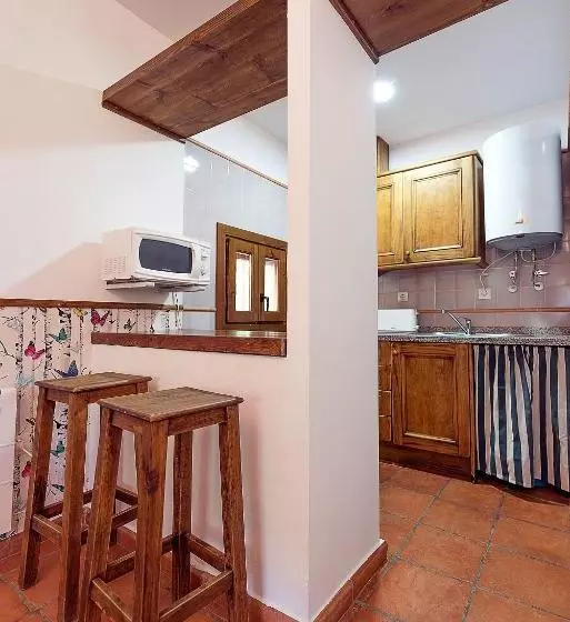 Caserio Del Colmenar