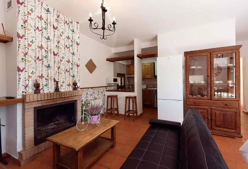 Caserio Del Colmenar