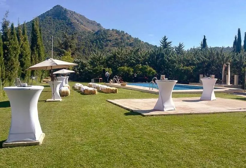 Caserio Del Colmenar