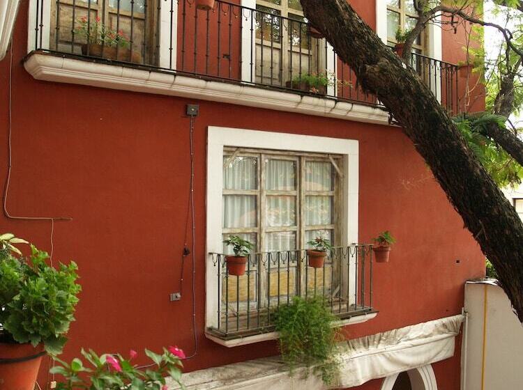 هتل Ana Catalina & Suites