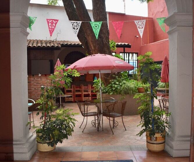 هتل Ana Catalina & Suites