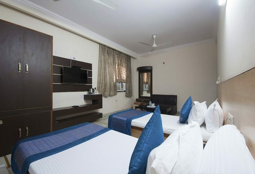 בית מלון כפרי Apra Inn