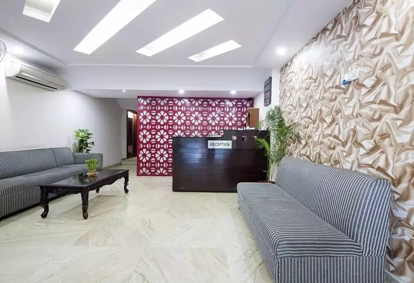 בית מלון כפרי Apra Inn