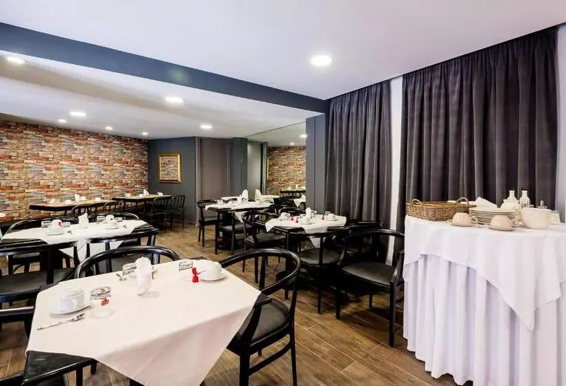 Elina Hotel Apartments