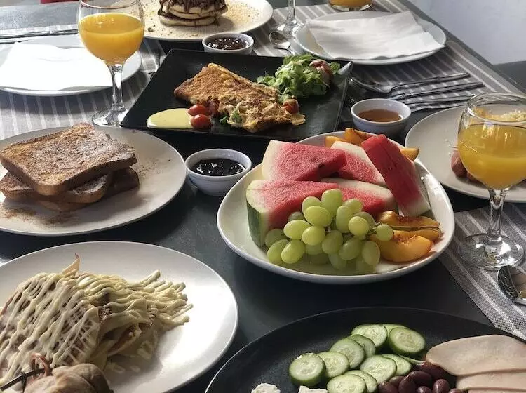 Elina Hotel Apartments