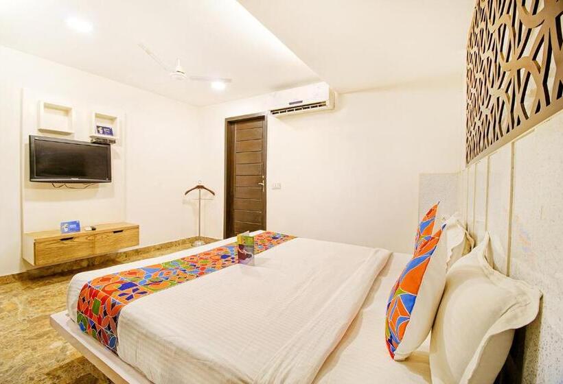 Fabhotel White Klove Paharganj