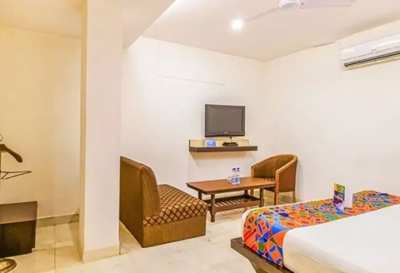 Fabhotel White Klove Paharganj