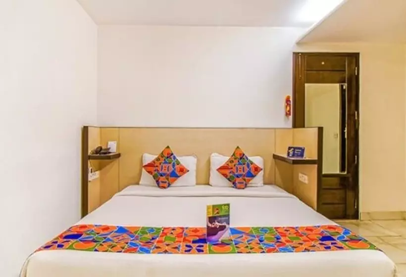 Fabhotel White Klove Paharganj