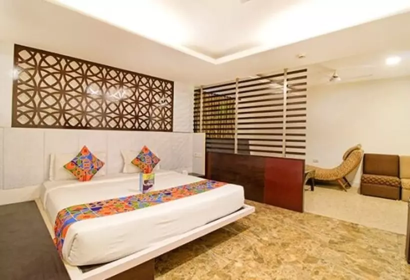 Fabhotel White Klove Paharganj