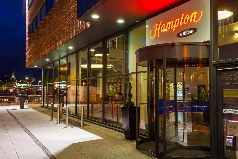 هتل Hampton By Hilton Liverpool City Center