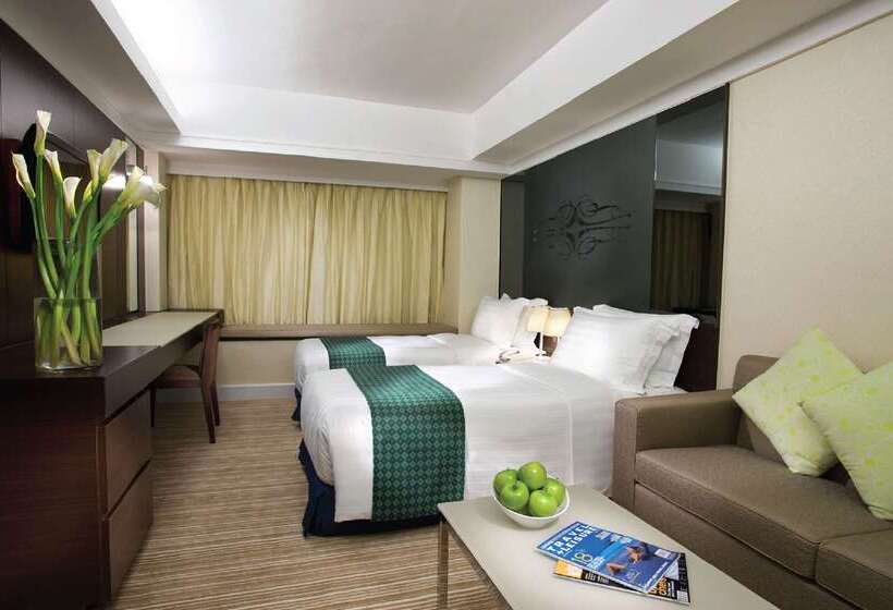 هتل Harbour Plaza 8 Degrees