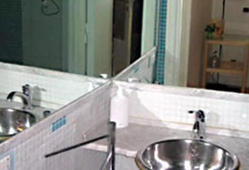 هتل Home Holiday Vatican Museums