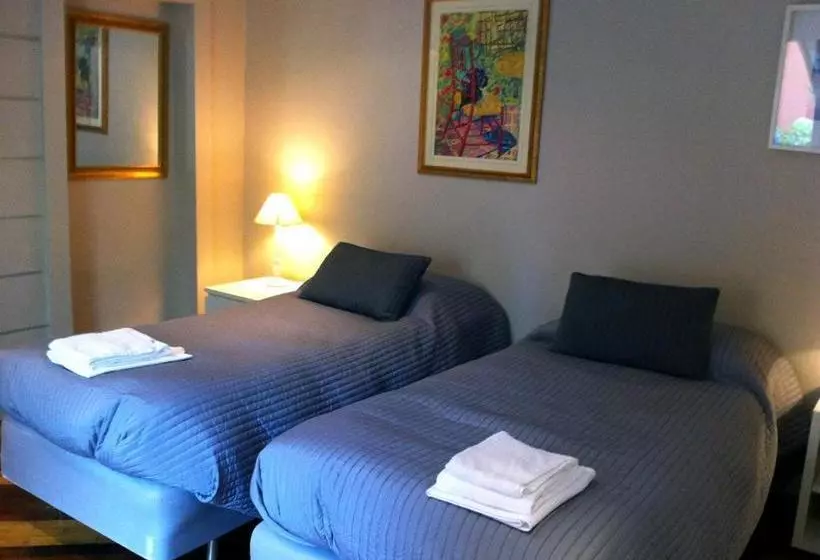 هتل Home Holiday Vatican Museums